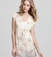 This ultra-feminine Johnny Was tunic is embodies the spirit of spring, featuring ladylike eyelet, scalloped lace and a flattering empire waist--all on a charming silk, floral-print body.