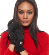 Perfect for sporty cold weather girls, these ultra-warm and super stretchy gloves from The North Face are ideal for snowboarding and skiing - also great for layering!