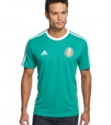 Even when life goes into overtime you'll stay comfortable, just like your favorite team, in this Mexico Home replica soccer jersey from adidas.