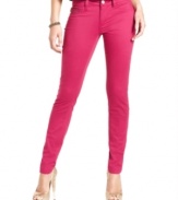 Brighten up the season in hot pink! Indigo Rein's skinny jeans add a jolt of color to your fall outfits.