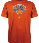 Sport your favorite team's winning spirit in this New York Knicks NBA t-shirt from adidas.