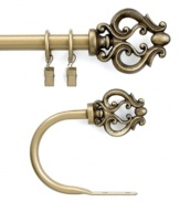 Inspired by vintage European architecture, the Geneva holdback pair features an elegant scrolling design on each finial and coordinates with the traditional Geneva Scroll window hardware.