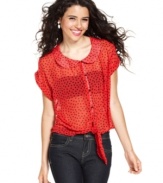 Belle Du Jour combines the season's cutest trends into one awesome top! From the sweet, peter pan collar to the sheer fabric, this polkadot-print blouse has style that pops!