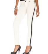 In a hot tuxedo style, these striped Sanctuary skinny pants are perfect for a chic menswear appeal!