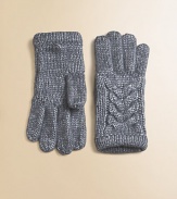 Extra-warming gloves in a wool-rich blend with classic cable-knit construction. Merino wool/polyester/acrylicHand washImported