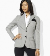 Smooth tropical stretch wool creates season-spanning style in Lauren by Ralph Lauren's Kamryn jacket, elegantly tailored in a classic, sophisticated silhouette with signature details.