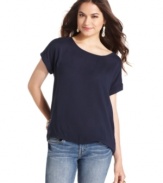 Cuffed sleeves plus an exposed zipper at the back give this basic top from Pink Rose a chic and laid-back vibe!