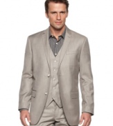 Get sleek and stylish in an instant by simply throwing on this handsome blazer from Perry Ellis.