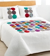 Round out your bedroom with a new look of chic. The Circles quilt offers and eclectic appeal with eye-catching appliqués in prints and solids on a background of soft white. (Clearance)