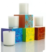 Like fresh-cut flowers, Paddywax scented candles fill the air with the earthy, intoxicating smell of jasmine, peony, poppy or pomegranate. Colorful gift boxes with pretty floral designs hint at the fragrance within.