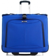 Lightweight for the right weight. A full-featured rolling garment bag features a superior lightweight design that gives you peace of mind when packing-there's space for everything but airline fees! A fully-lined interior with suiter clip, tie-down straps and other smart details makes it easy to show up in style. 10-year warranty.