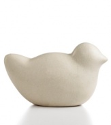 A peace offering for your living room, bedroom or office, this dove figurine is handcrafted by Haitian artists in locally sourced soapstone. Smooth features and a minimalist aesthetic are a source of cool serenity.