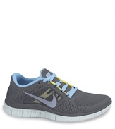 Blends the strengthening and injury-prevention benefits of barefoot running with the comfort and protection of a shoe.