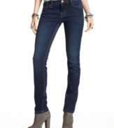 Complete your every day look with these five-pocket, dark wash skinny jeans from American Rag!