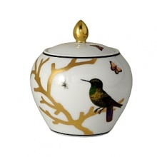 Sweetly fanciful, this porcelain sugar bowl from Bernardaud elegantly brings the great outdoors to your fine dining occasions. Sweetly fanciful, this porcelain sugar bowl from Bernardaud elegantly brings the great outdoors to your fine dining occasions.