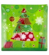 Merry, bright and made to entertain, this Christmas Tree platter lights up your holiday table with a Christmas tree, presents and snowflakes in fun, shimmering colors. From Ganz.