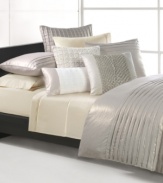 Embellished with pleated stripes along the top and bottom, Natori's Soho pillow sham has an undeniably modern sophistication. Featuring soft linen and cotton finished with a dazzling metallic sheen; button closure.