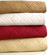 Sumptuous style. Layer your bed with this Regent quilt from Lauren by Ralph Lauren, featuring plush 600-thread count cotton sateen and quilted details for luxe texture. Comes in four rich hues.