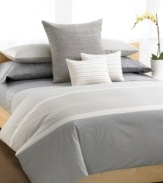 In combed cotton percale specially dyed and finished for lasting color and a softer feel, the Yearling bedskirt from Calvin Klein Home finished your bed with modern refinement. Featuring a smooth 220 thread count; lined. (Clearance)