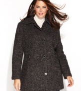 Featuring a chic herringbone pattern and a clean single-breasted design, this chic plus size coat from Calvin Klein is an instant winter wardrobe staple.