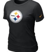 Team player. Show support for your favorite football team in this Pittsburgh Steelers NFL t-shirt from Nike.