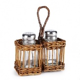 Bring the outside in! Woodsy and inviting, this salt and pepper set defines rustic-chic and is easy to carry for dining al fresco.