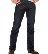 These rugged, straight leg jeans offer the classic style that you've come to expect from a pair of Levi's.