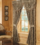Introduce classic Italian-inspired design to any room with the Botticelli waterfall swag valance. Finished with a flourish of tassels and beading, this floral valance brings classic beauty to its surroundings.