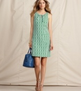 Tommy Hilfiger takes vintage inspiration and makes a thoroughly modern frock, featuring a preppy print and chic shift silhouette.