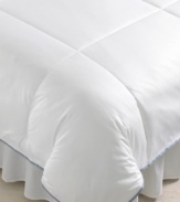 Rest in luxurious serenity with this pleated edge comforter from Calvin Klein, featuring smooth 300-thread count cotton sateen, down alternative fill and hypoallergenic construction. Finished with blue trim. (Clearance)