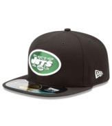 Top of your head sporting your love for football in this New York Jets cap by New Era.