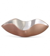 Polished to perfection, the Classic Copper Venus bowl unites Nambe's signature metal and warm copper in a graceful, ethereal shape. Use for serving food or simply accenting a space. Designed by Wei Young.