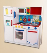 Kids can cook up a feast without getting a single dish dirty in this adorable kitchen for all the young chefs in your life. Details like open/close doors, turnable knobs and convenient storage add a real-world touch. Large enough that multiple children can play at once.