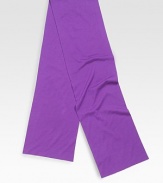 A handsome scarf is tubular-knit from luxurious Italian wool for elegant warmth.9½W x 65½HWoolDry cleanMade in Italy