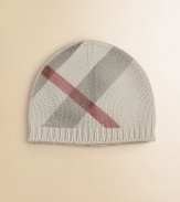 Keep that precious little head toasty with Burberry checks printed on a luxuriously soft blend of cashmere and cotton.Ribbed hemCashmere/CottonHand washImported