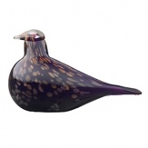 Professor Oiva Toikka's Birds embody Iittala's commitment to craftsmanship and imagination, deviating from the streamlined aesthetic of Scandinavian design in imaginative, rich and bold ways. Each design incorporates new color combinations and techniques for one-of-a-kind beauty, collected by those of refined taste worldwide.