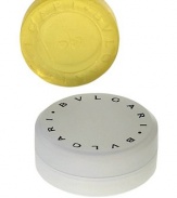 Bvlgari pour Femme Deluxe Soap. The fragrant notes of pour Femme in a rich lathering soap that cleanses the skin without drying. Contains glycerin which helps the skin to retain moisture. 5.3 oz. 