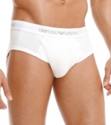 Sleekly modern and super comfortable, this stylish brief maintains its original features wear after wear.