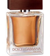 The One for Men is dedicated to the Dolce & Gabbana man: charismatic and seductive, elegant and sophisticated. A fragrance that is both classic and modern, vibrant and engaging. For the man who never goes unnoticed. 