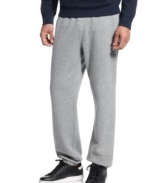 Get comfortable. These Nautica sweatpants dial you back to zero when it's time for a little R&R.