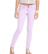 Soft, cotton candy hue makes these five-pocket skinny leg jeans from Freestyle a necessary summer indulgence!