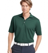 Play your best game with this Izod golf shirt featuring moisture wicking and UV protection.