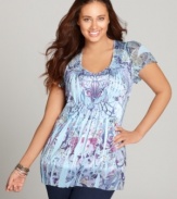 A babydoll shape and chiffon trim lend a flirty feel to One World's short sleeve plus size top, rocking a sublimated print.