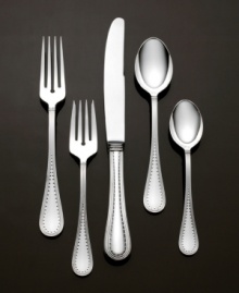 Reminiscent of the beautiful grosgrain fabric that makes her dresses a cut above, the Grosgrain collection from renowned dress designer Vera Wang features elegant teardrop handles and a delicate, simple pattern to lend graceful touches to any meal. 3-piece serving set (not shown) includes 1 pierced serving spoon, 1 sugar spoon and 1 pie server. Reminiscent of the beautiful grosgrain fabric that makes her dresses a cut above, the Grosgrain collection from renowned dress designer Vera Wang features elegant teardrop handles and a delicate, simple pattern to lend graceful touches to any meal. 3-piece serving set (not shown) includes 1 pierced serving spoon, 1 sugar spoon and 1 pie server.