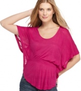 Floaty sleeves plus a figure-flattering waist makes this top from Eyeshadow the sum of perfect parts!