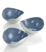 Full of surprises, these handcrafted nut bowls feature sleek, polished aluminum lined with lustrous blue enamel. It's a pretty set for serving snacks or simply decorating the table. From the Simply Designz serveware and serving dishes collection.