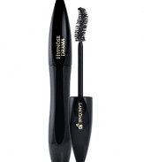 GET INSTANT LASH DRAMA. Lancôme Hypnôse Drama mascara provides high volume lashes in a single stroke. The full contact brush, with its S-shaped curve, grasps and loads lashes for a fanned out, full body fringe. The texturizing complex features highly saturated waxes and intense black pigments for maximum lash volume. The triple coating system delivers a fluid and creamy application to quickly and easily build big, battable lashes. Hypnôse Drama mascara won't flake or clump.