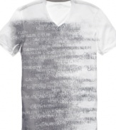 Show off your urban style with this New York graphic t-shirt from Calvin Klein in a flattering slim-fit silhouette.