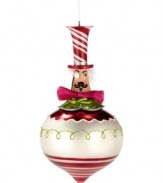 The eccentric toymaker, Drosselmeyer, brings a creative spirit to your tree, wearing a candy-striped hat, magenta bow and monocle. A big personality from the Nutcracker Suite, by Department 56.