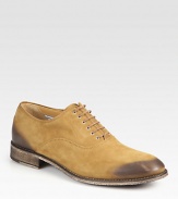 Superb craftsmanship and attention to detail is exuded in this derby style lace-up, expertly crafted in smooth and textured leather.Leather upperLeather liningPadded insoleLeather soleMade in Italy